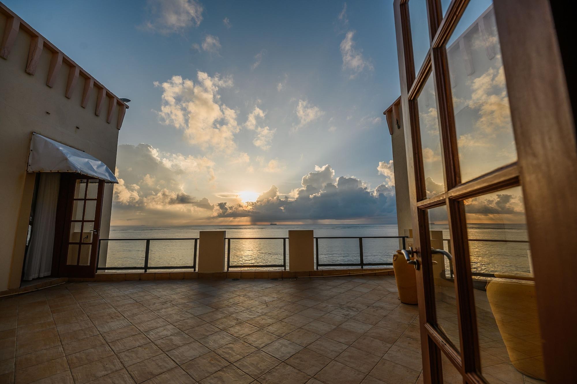 Cocoa Boutique Hotel - Your Kenyan Beachfront Bliss Момбаса Екстериор снимка